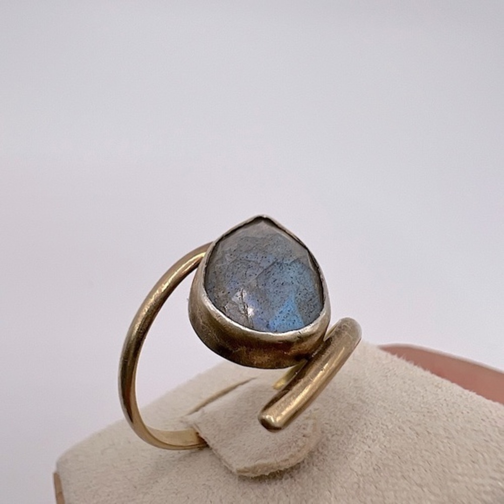 Hand made authentic Laborite ring - Picture 4 of 8